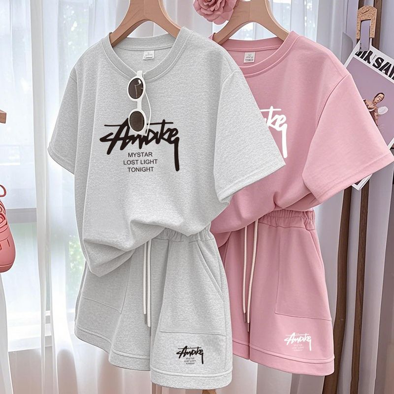 T-Shirts - طقم نسائي جديد بمقاسات كبيرة، قميص